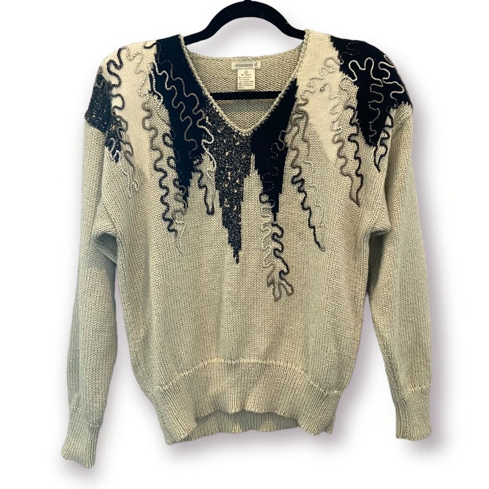 Vintage‎ 90s Susann D Sweater Women's Small Metallic Gray Embroidered V-Neck